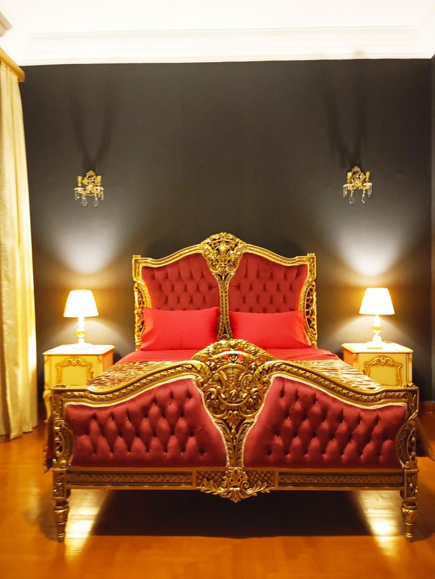 Iris Baroque Apartment Elefsína Exteriér fotografie