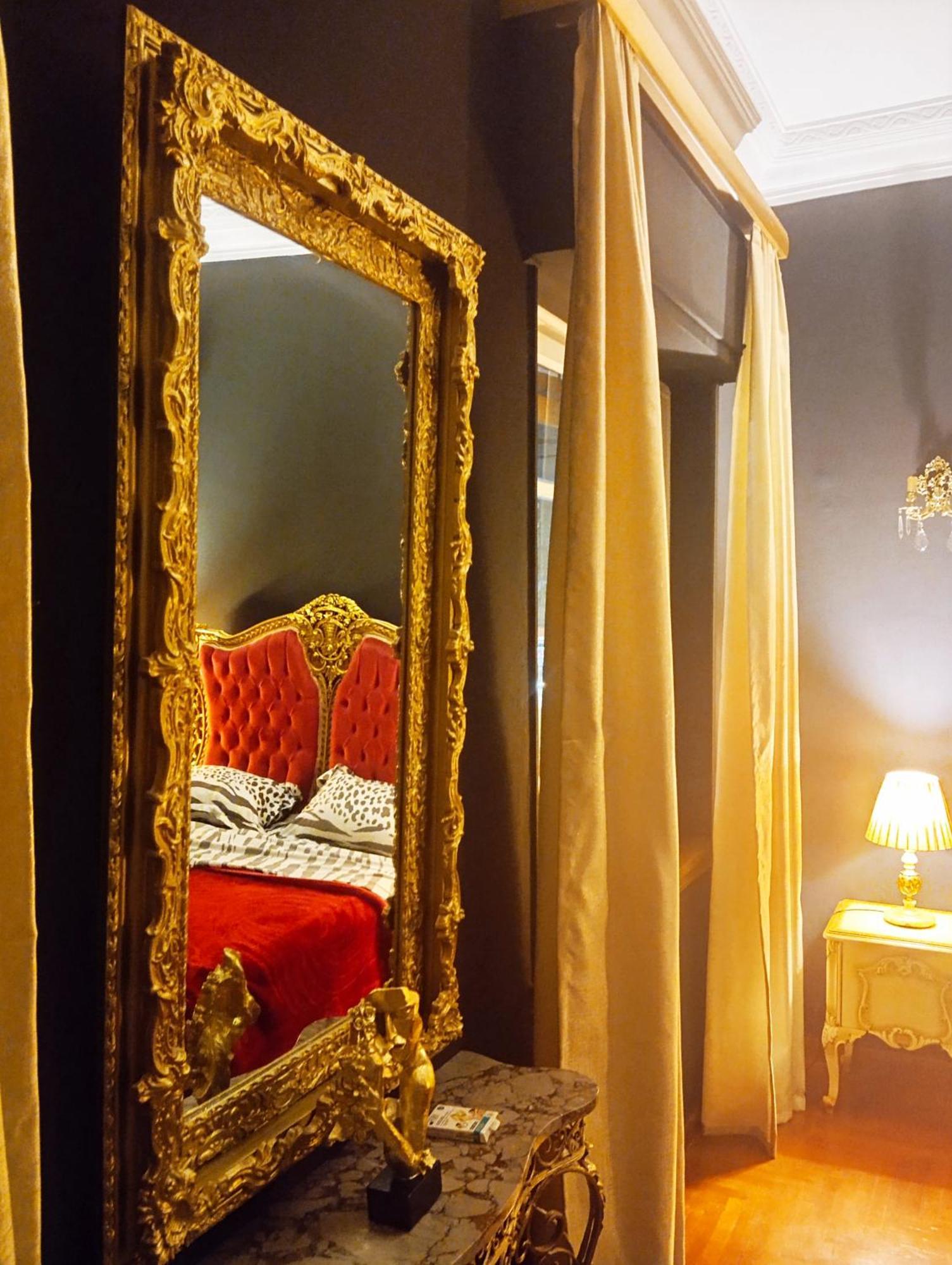 Iris Baroque Apartment Elefsína Exteriér fotografie